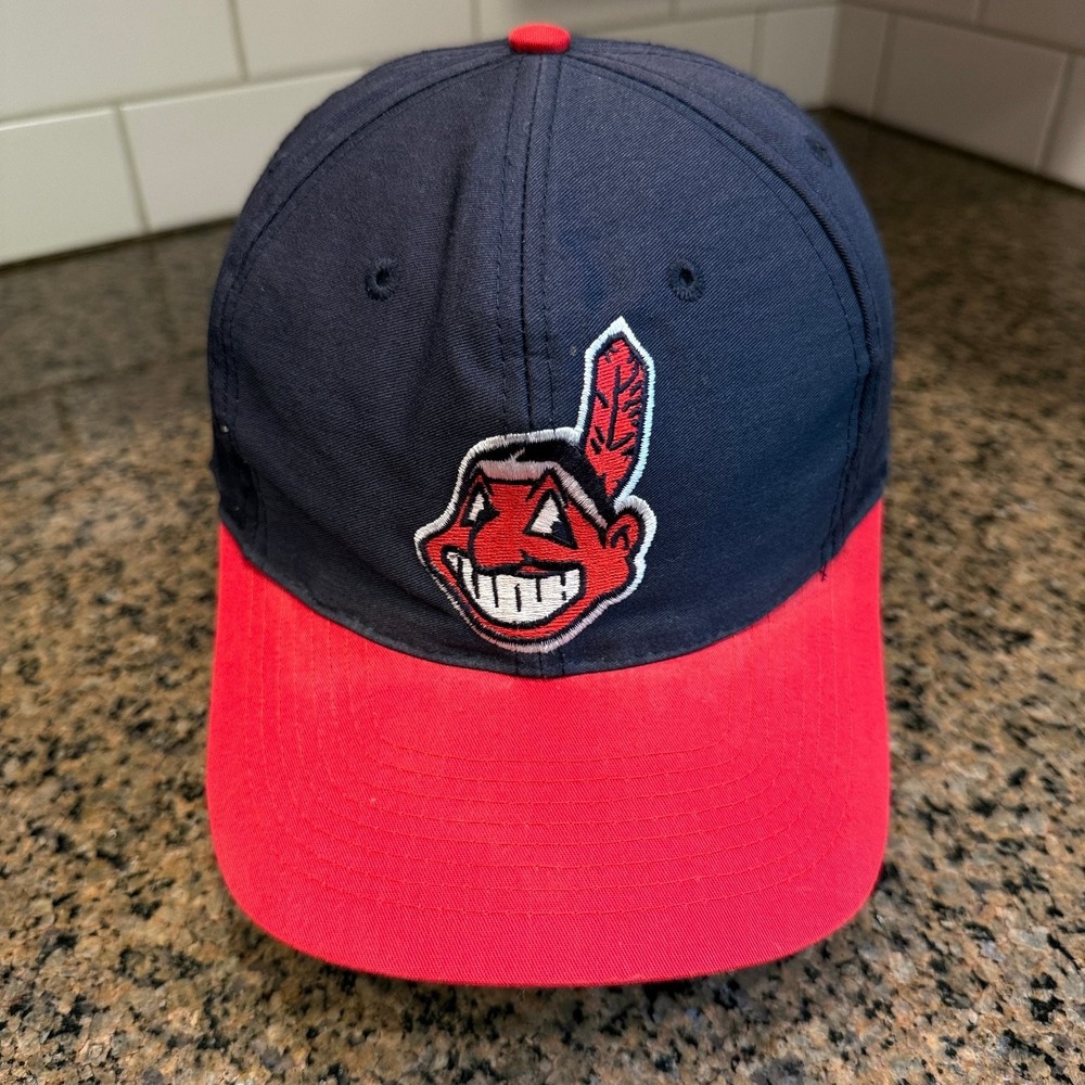 Vtg 90sCleveland Indians Chief Wahoo Logo Athletic Cap Snapback Blue MLB